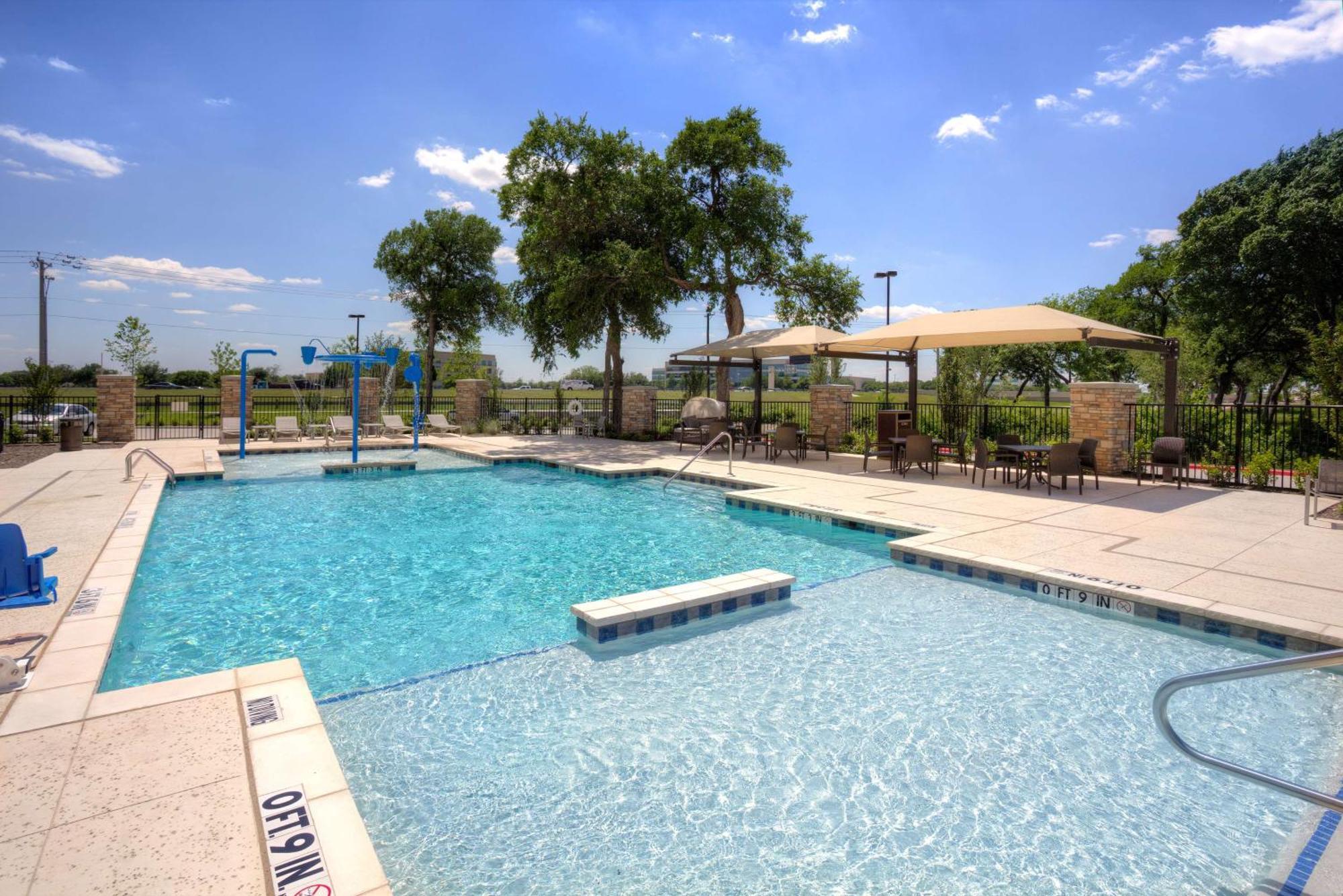 Hampton Inn & Suites Dallas/Plano-East Экстерьер фото