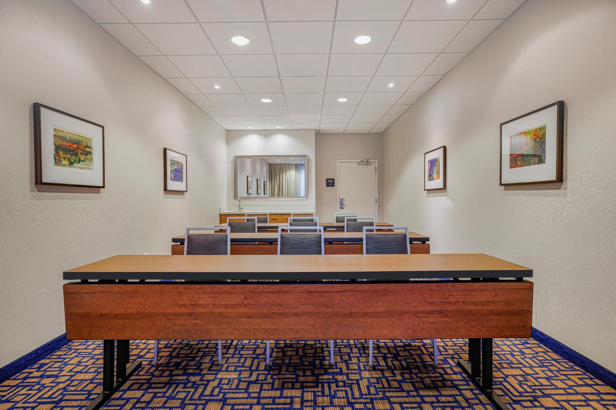 Hampton Inn & Suites Dallas/Plano-East Экстерьер фото
